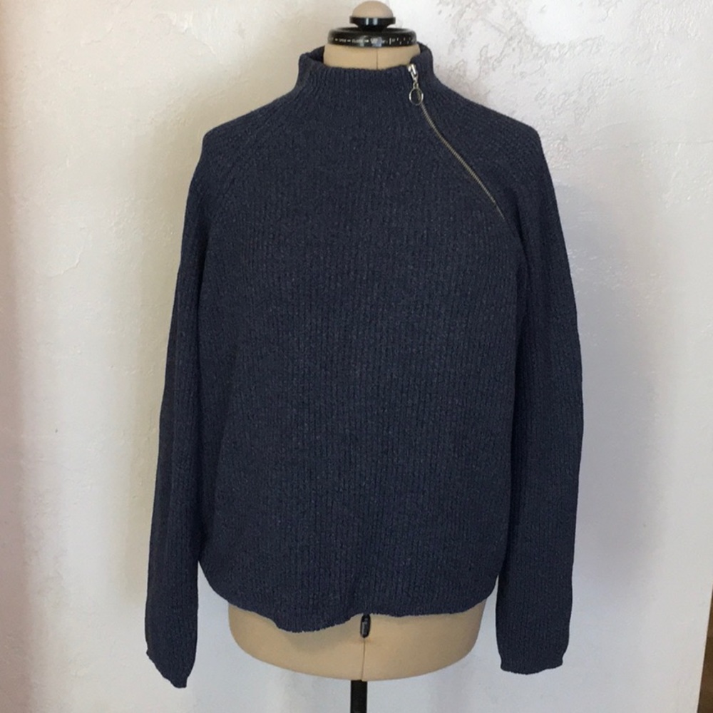 Blue Side Zip Collectables by Parkhurst
